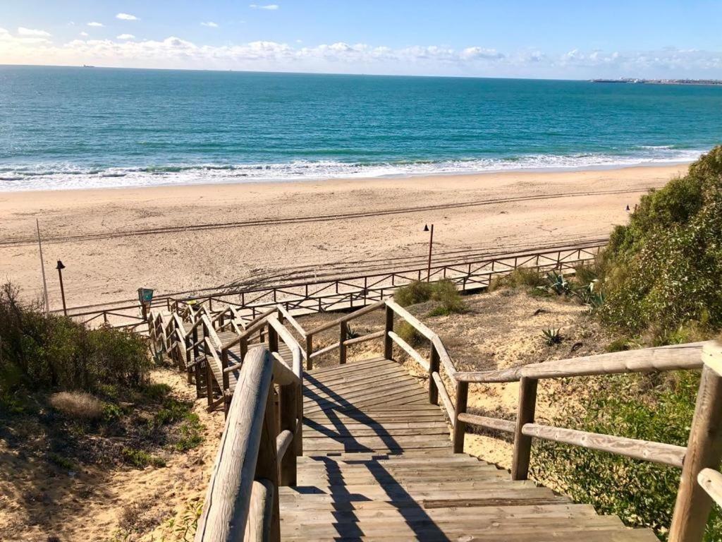 Gatu Premium Atico Sotavento Playa, Parking, Terraza, Piscinas, Wifi Y Aire Acc , " Preferente Mayores De 25 Anos Y Familias " El Puerto de Santa María Exterior foto
