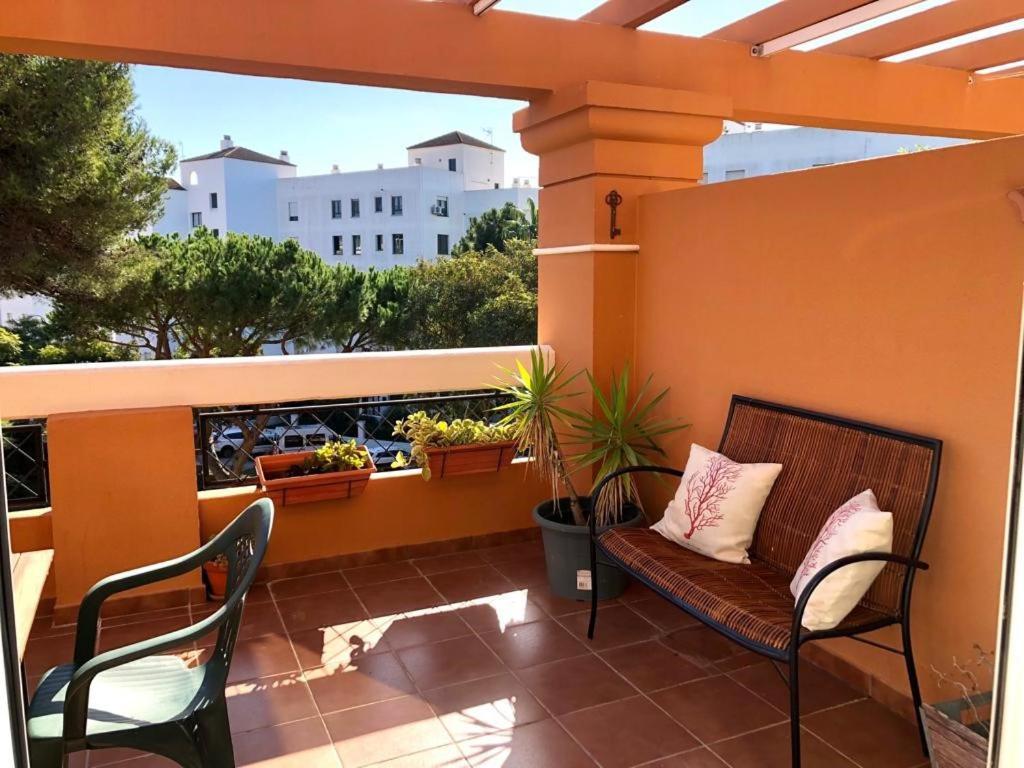 Gatu Premium Atico Sotavento Playa, Parking, Terraza, Piscinas, Wifi Y Aire Acc , " Preferente Mayores De 25 Anos Y Familias " El Puerto de Santa María Exterior foto